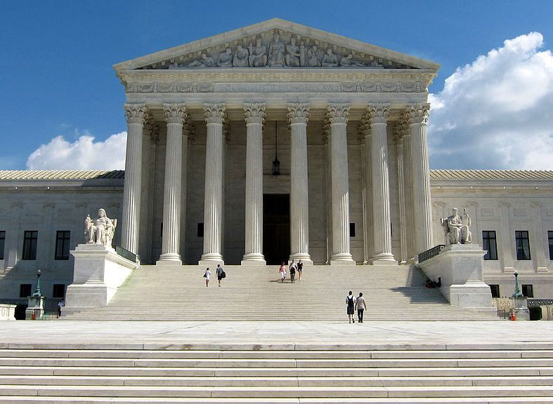U.S._Supreme_Court_Building